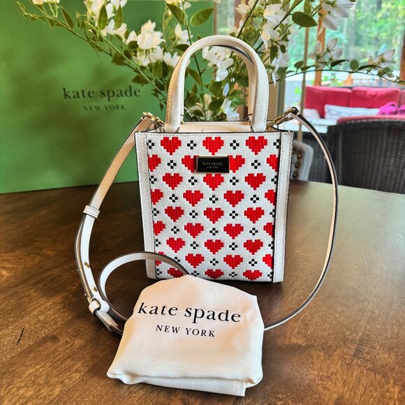 Kate Spade Manhattan Pixel Hearts Mini Tote - New with Dust Bag Saffiano Leather - Picture 1 of 8